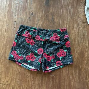 Born primitive shorts